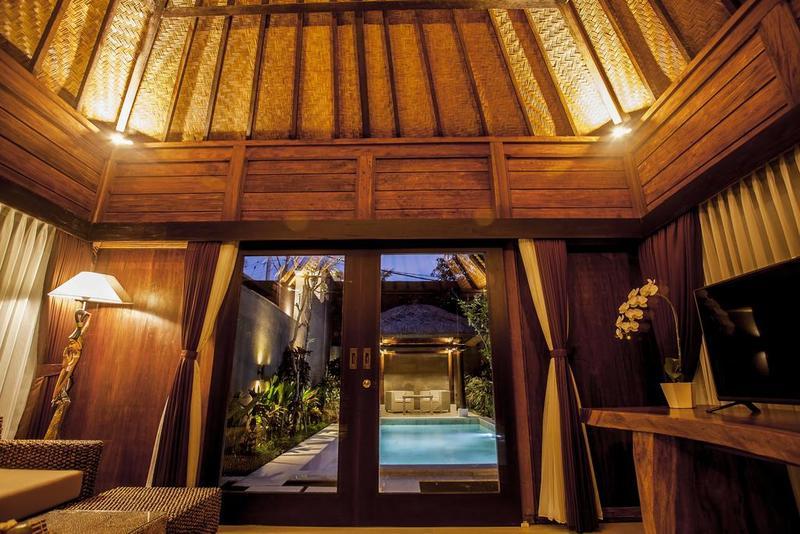 Sri Abi Ratu Villas Sukawati Exterior foto
