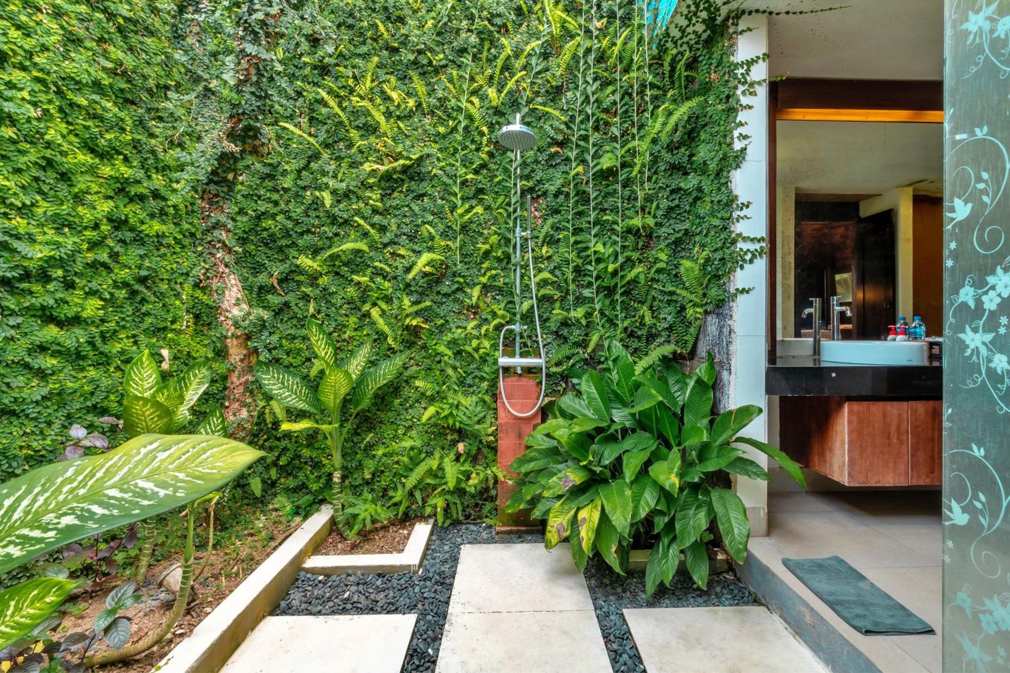 Sri Abi Ratu Villas Sukawati Exterior foto