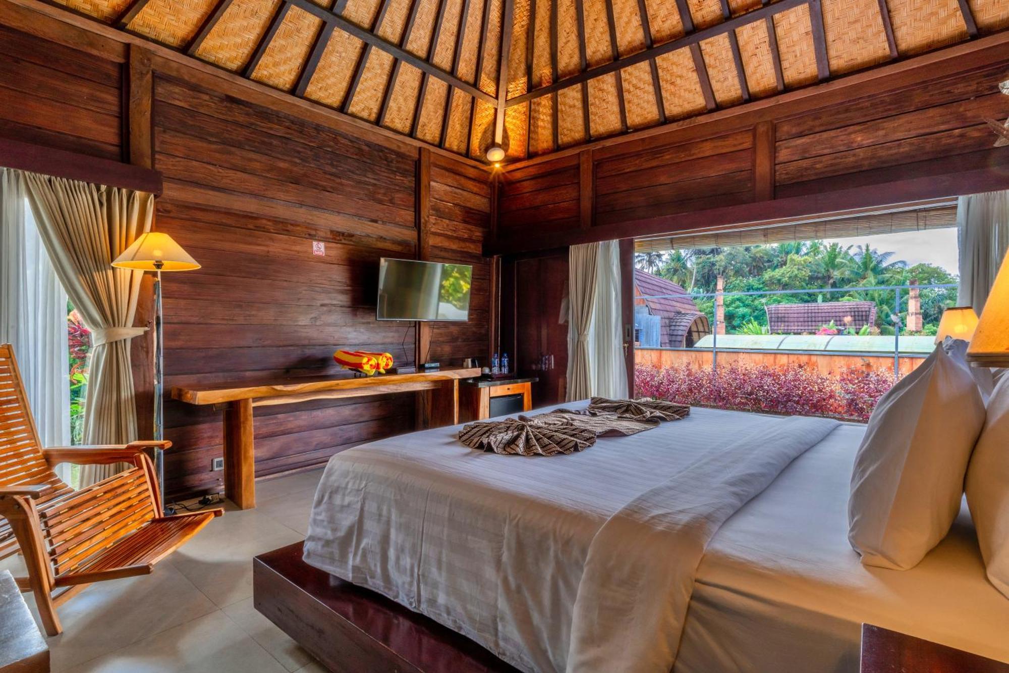 Sri Abi Ratu Villas Sukawati Exterior foto