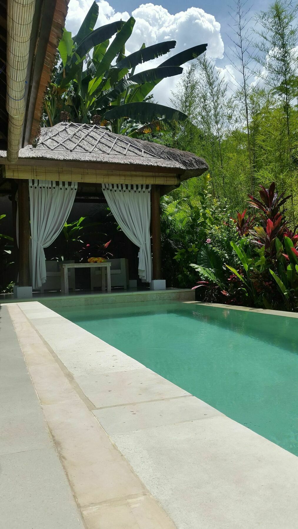 Sri Abi Ratu Villas Sukawati Exterior foto